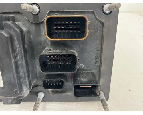 KENWORTH T680 Fuse Box