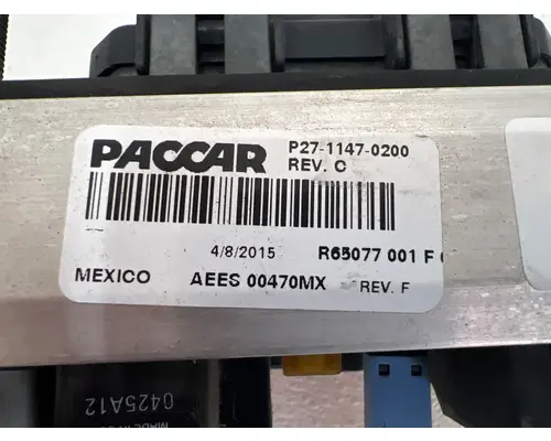 KENWORTH T680 Fuse Box