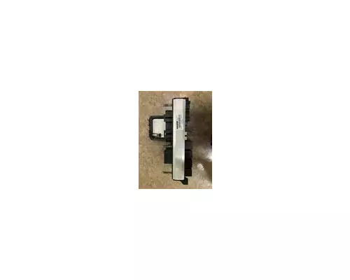 KENWORTH T680 Fuse panel