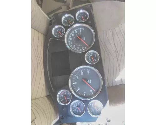 KENWORTH T680 GAUGE CLUSTER