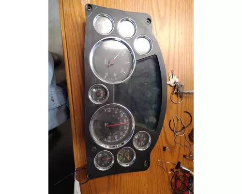 KENWORTH T680 GAUGE CLUSTER