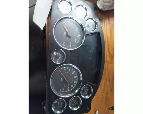 KENWORTH T680 GAUGE CLUSTER