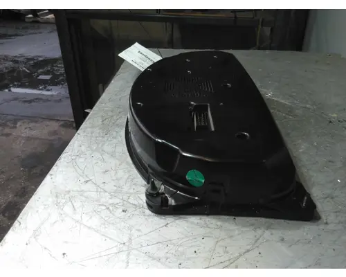 KENWORTH T680 GAUGE CLUSTER