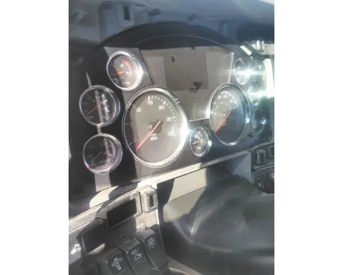 KENWORTH T680 GAUGE CLUSTER