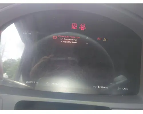 KENWORTH T680 GAUGE CLUSTER