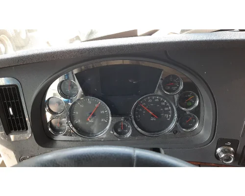 KENWORTH T680 GAUGE CLUSTER