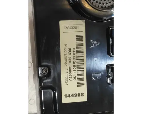 KENWORTH T680 GAUGE CLUSTER