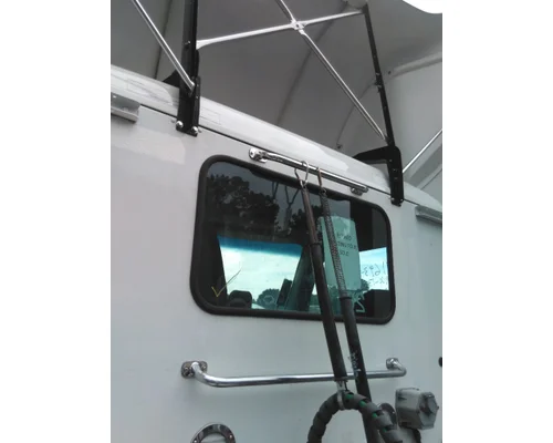 KENWORTH T680 GLASS, BACK