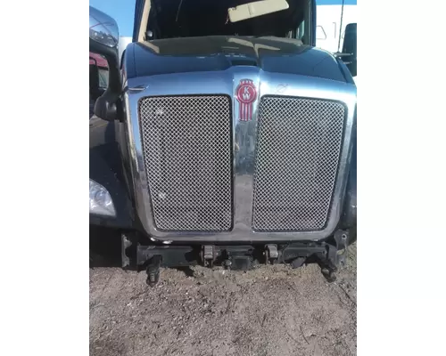 KENWORTH T680 GRILLE