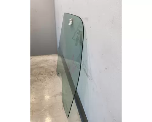 KENWORTH T680 Glass