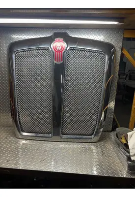KENWORTH T680 Grille