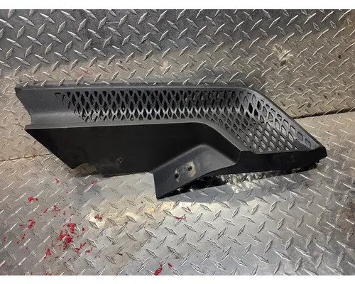 KENWORTH T680 Grille