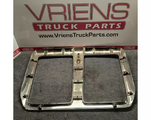 KENWORTH T680 Grille