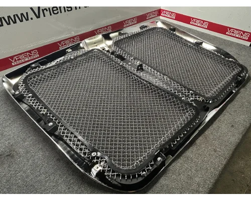 KENWORTH T680 Grille