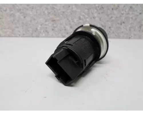 KENWORTH T680 HEADLAMP SWITCH