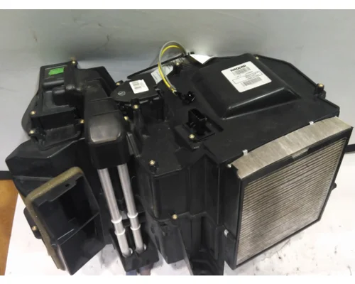KENWORTH T680 HEATER ASSEMBLY