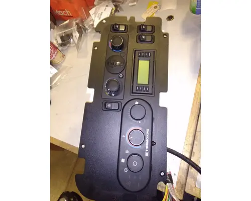 KENWORTH T680 HEATER CONTROL