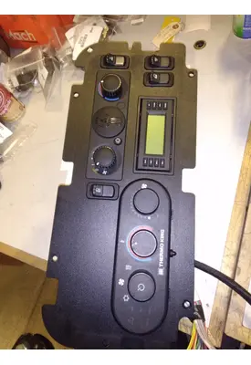 KENWORTH T680 HEATER CONTROL