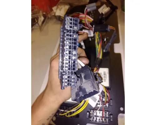 KENWORTH T680 HEATER CONTROL