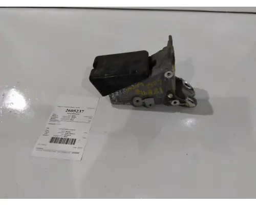 KENWORTH T680 HOOD BRACKET