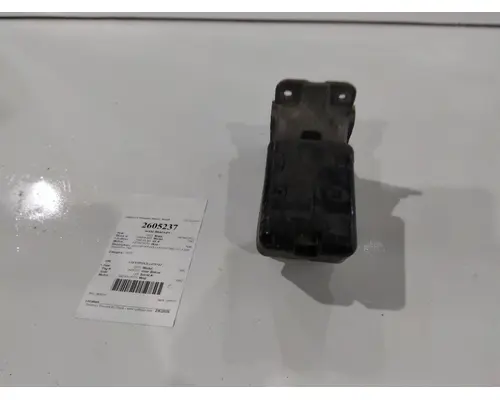 KENWORTH T680 HOOD BRACKET