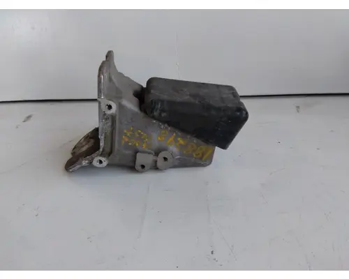 KENWORTH T680 HOOD BRACKET