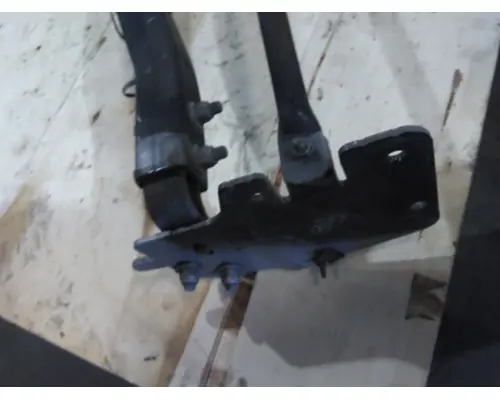 KENWORTH T680 HOOD BRACKET