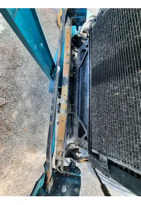 KENWORTH T680 HOOD HINGE