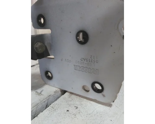 KENWORTH T680 HOOD HINGE