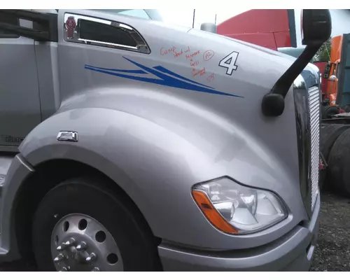 KENWORTH T680 HOOD