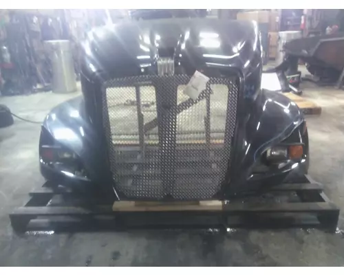 KENWORTH T680 HOOD