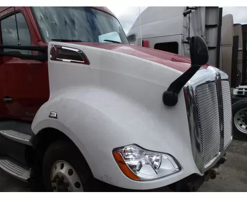 KENWORTH T680 HOOD