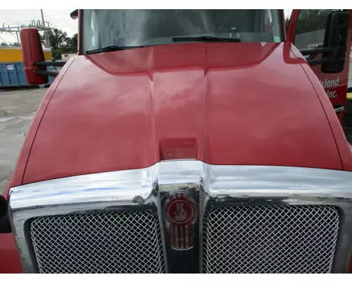 KENWORTH T680 HOOD