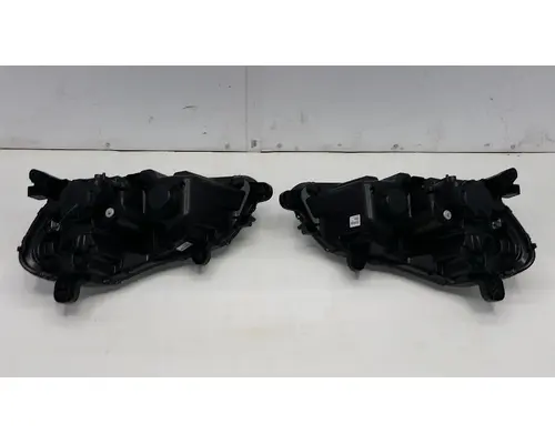 KENWORTH T680 Headlamp Assembly