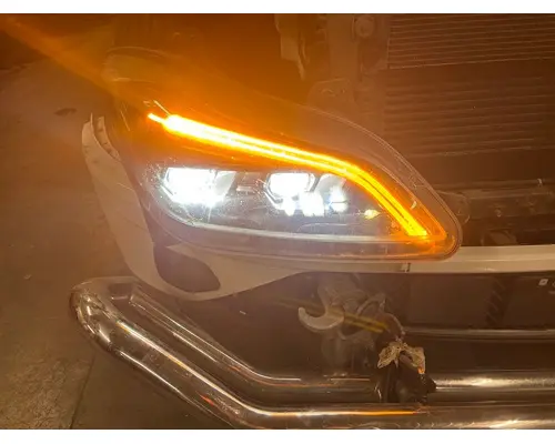 KENWORTH T680 Headlamp Assembly