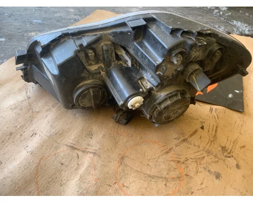 KENWORTH T680 Headlamp Assembly