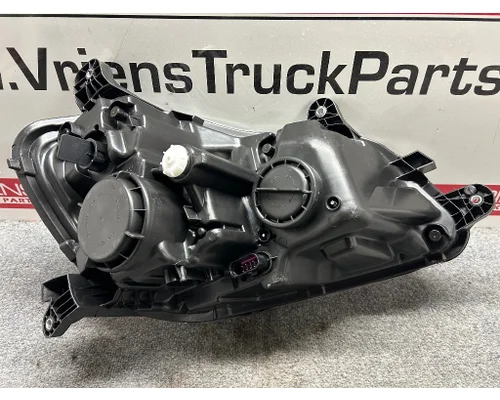 KENWORTH T680 Headlamp Assembly