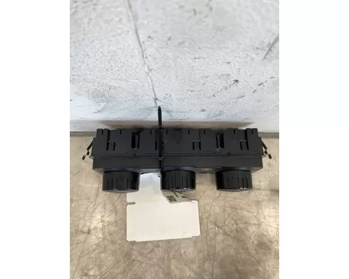KENWORTH T680 Heater or Air Conditioner Parts, Misc.