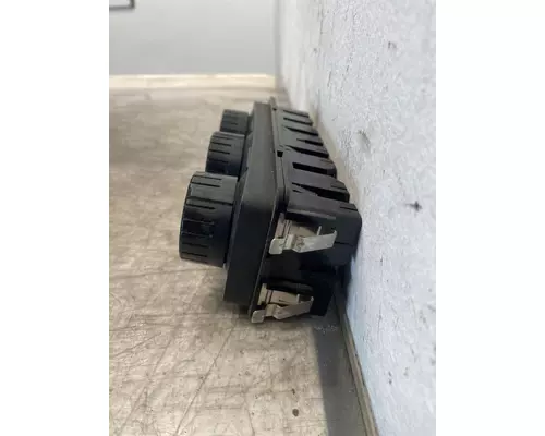 KENWORTH T680 Heater or Air Conditioner Parts, Misc.