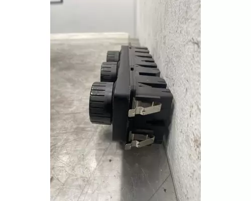 KENWORTH T680 Heater or Air Conditioner Parts, Misc.