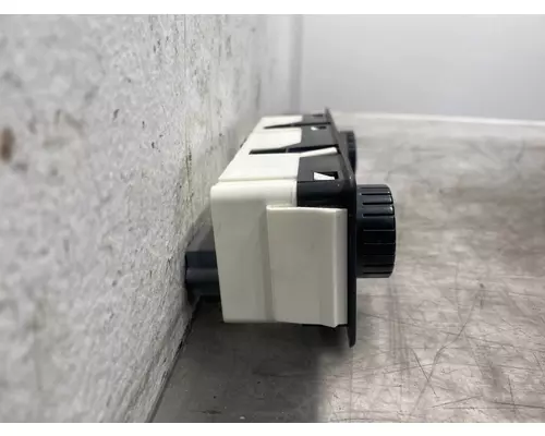 KENWORTH T680 Heater or Air Conditioner Parts, Misc.