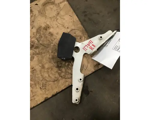 KENWORTH T680 Hood Bumpers