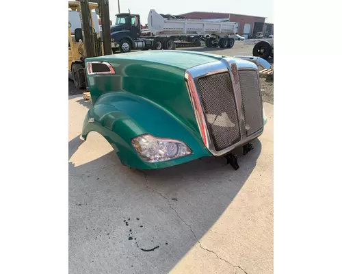 KENWORTH T680 Hood