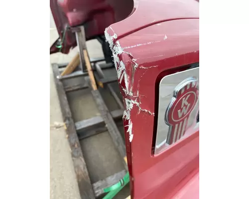 KENWORTH T680 Hood