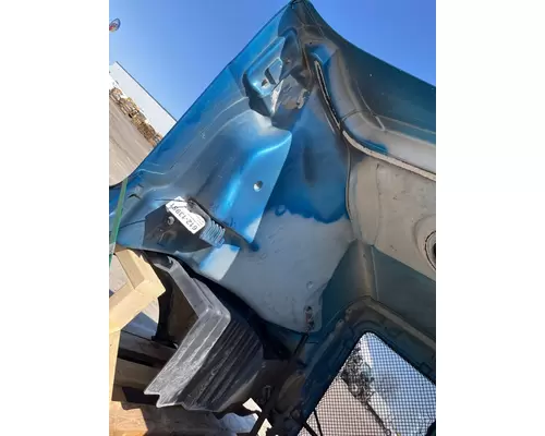 KENWORTH T680 Hood