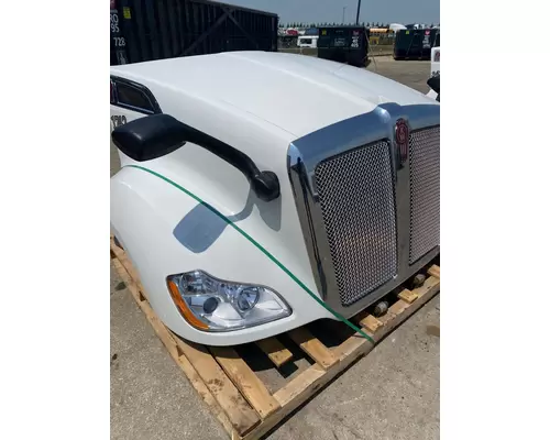 KENWORTH T680 Hood