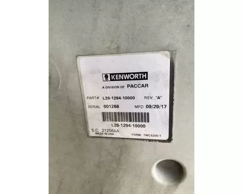 KENWORTH T680 Hood