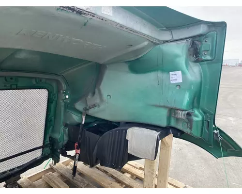 KENWORTH T680 Hood