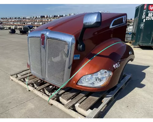 KENWORTH T680 Hood