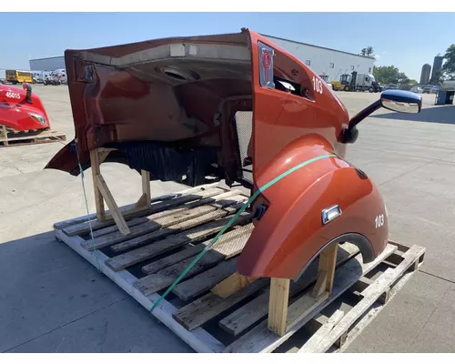 KENWORTH T680 Hood